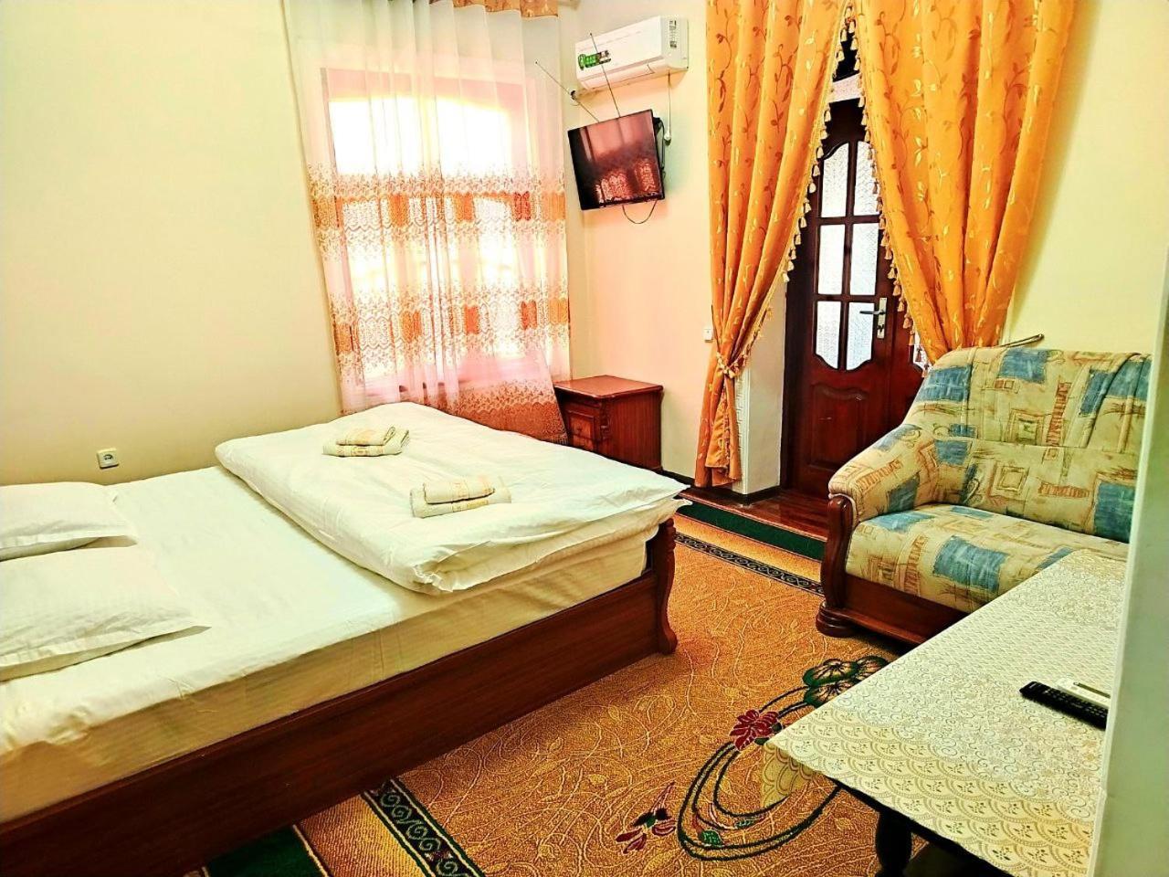 Zarin Guest House B&B Бухара Экстерьер фото